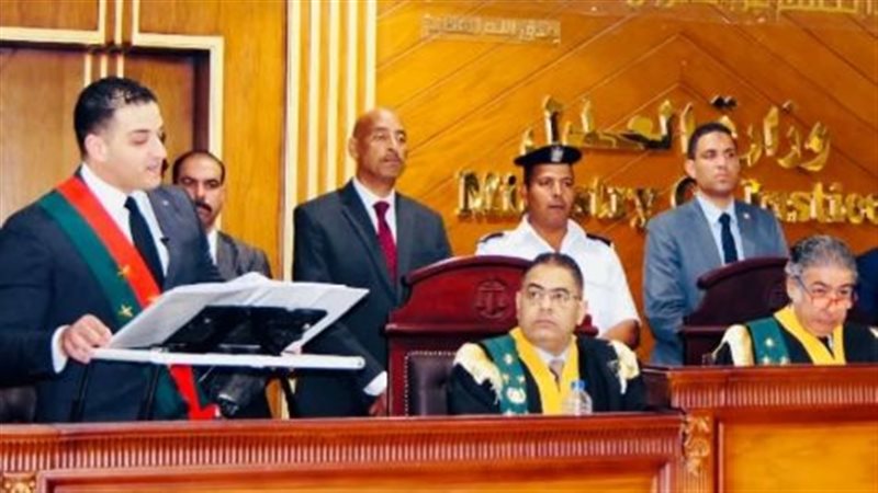 ممثل النيابة أثناء