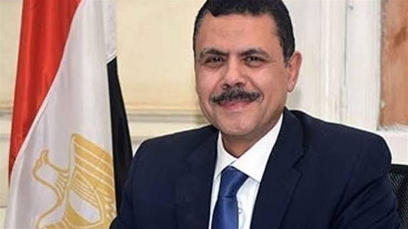 الدكتور أحمد أبو