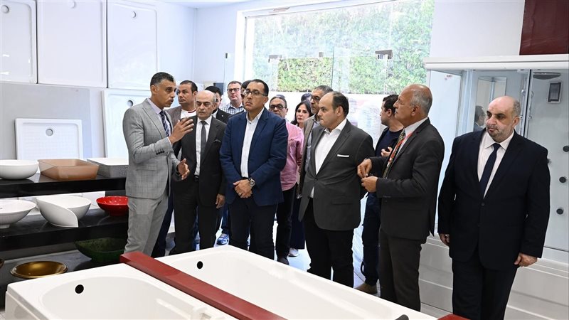 رئيس الوزراء خلال