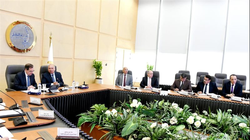 وزيرا البترول والنقل