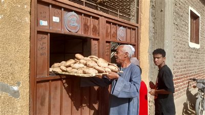 محافظ الأقصر يوجه رؤساء المدن بتشديد الرقابة على المخابز 