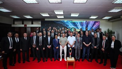 مجلس إدارة الأهلي يقدم الشكر للإدارة التنفيذية بفروع النادي الأربعة