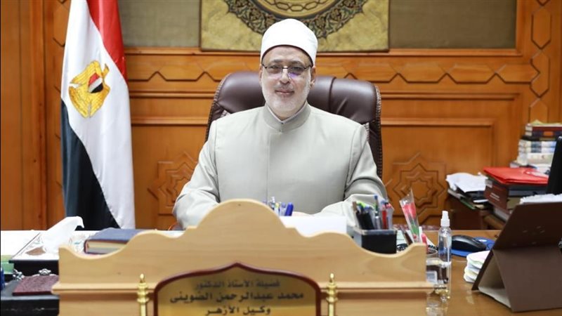  الدكتور محمد الضويني،