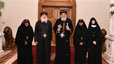 البابا تواضروس يتعرف على الأنشطة الروحية بدير راهبات إريتريا