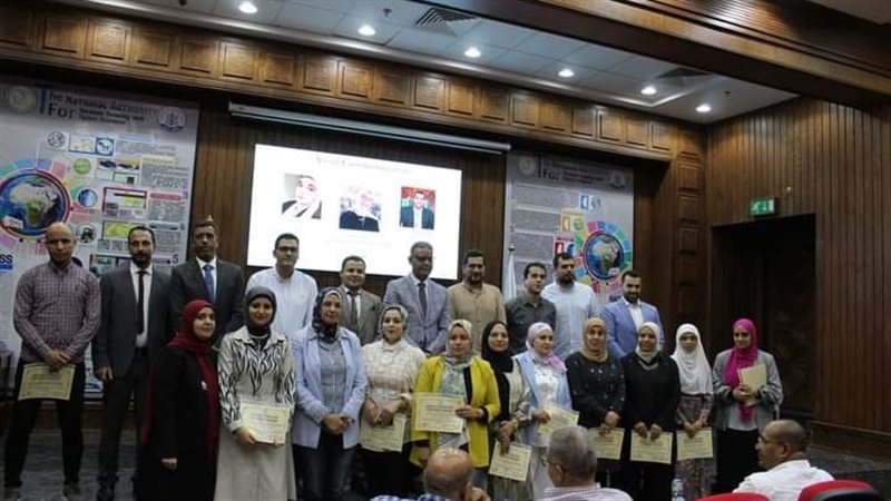 تكريم الفائزين بجوائز