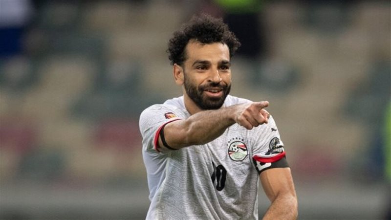 محمد صلاح قائد منتخب