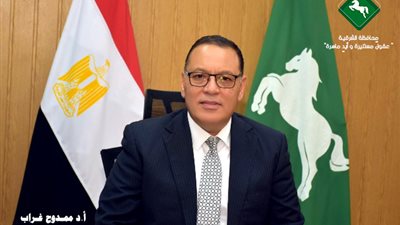 محافظ الشرقية يعتمد إجراءات التقدم للصفوف الأولى بالمراحل التعليمية 