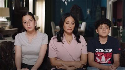 مسلسل مفترق طرق الحلقة 13، ما الفضيحة التي أثارها أشرف زكي ضد هند صبري؟