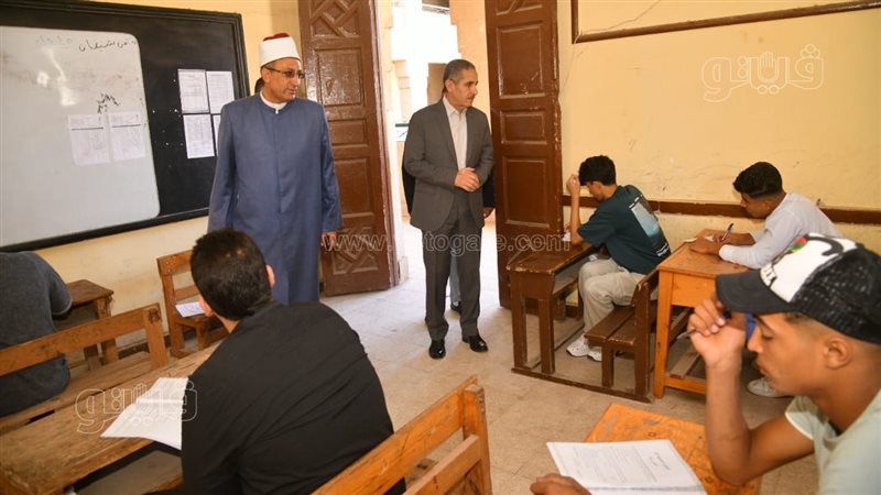  الطلاب في امتحانات