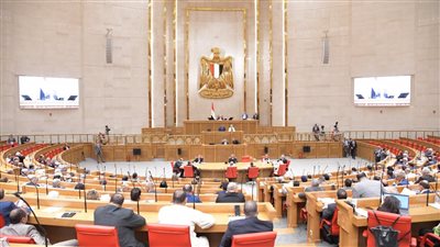 غليان فى البرلمان، ونواب: الحكومة تنفذ سياسات صندوق النقد فى توقيت غير مناسب.. والفجوة الكبيرة بين الطبقات تهدد السلم المجتمعى