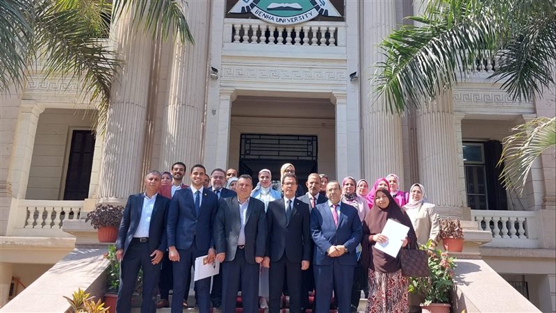 رئيس جامعة بنها،