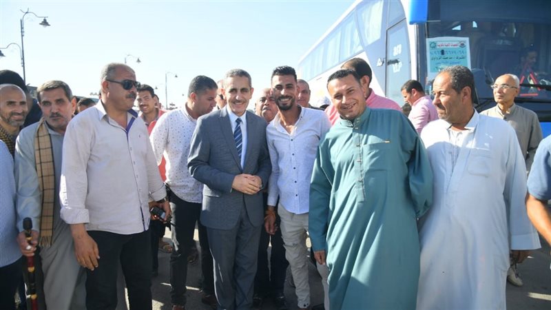 وسط فرحة وسعادة الحاضرين