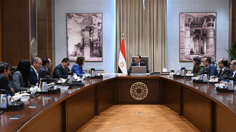 اجتماع برئاسة الدكتور