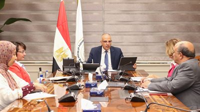وزير الري: الأولوية للتحول لنظم الرى الحديث في مزارع قصب السكر والبساتين