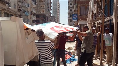 حملة مكبرة لإيقاف أعمال ترميم بدون ترخيص بشارع القفال في الإسكندرية