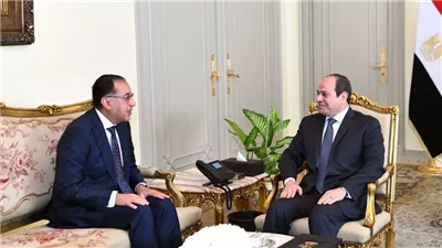 مدبولي مهنئا الرئيس السيسي بحلول عيد الأضحى: مستمرون في مسيرة البناء