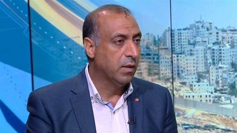  الدكتور أيمن الرقب،