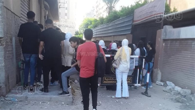 دخول طلاب الثانوية