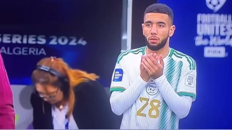 أحمد قندوسي، فيتو