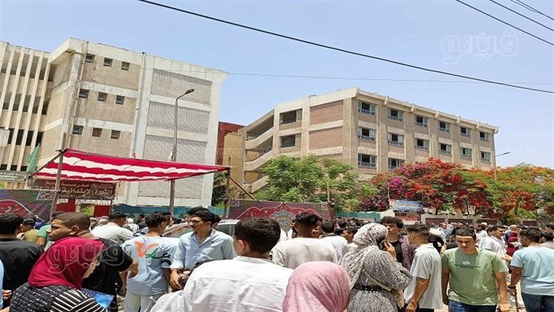 فرحة طلاب الثانوية