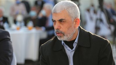 وضعنا إسرائيل حيث نريد، صحيفة أمريكية: تكشف عن رسائل السنوار 