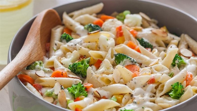 مكرونة بالوايت صوص،