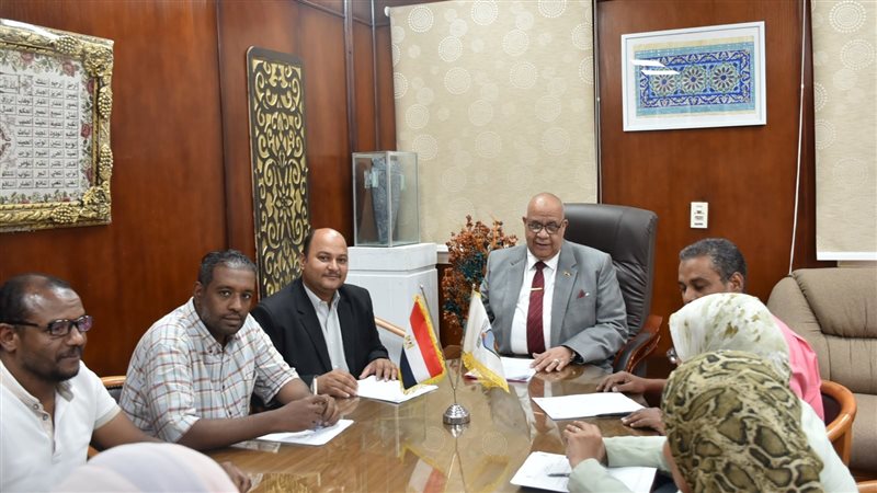 مجلس جامعة الأقصر