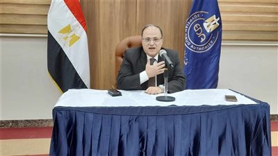 رئيس هيئة الدواء يكشف: لا توجد زيادة موحدة لأسعار الأدوية.. 95% من إنتاج مصر للقطاع الخاص، ويحذر من التلاعب بالتسعير الجبري وهامش ربح الصيدليات