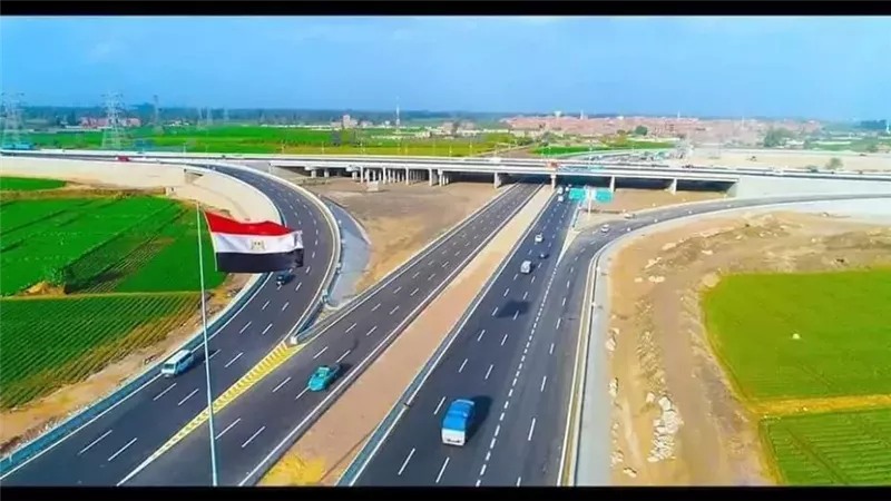 الطرق والكباري في