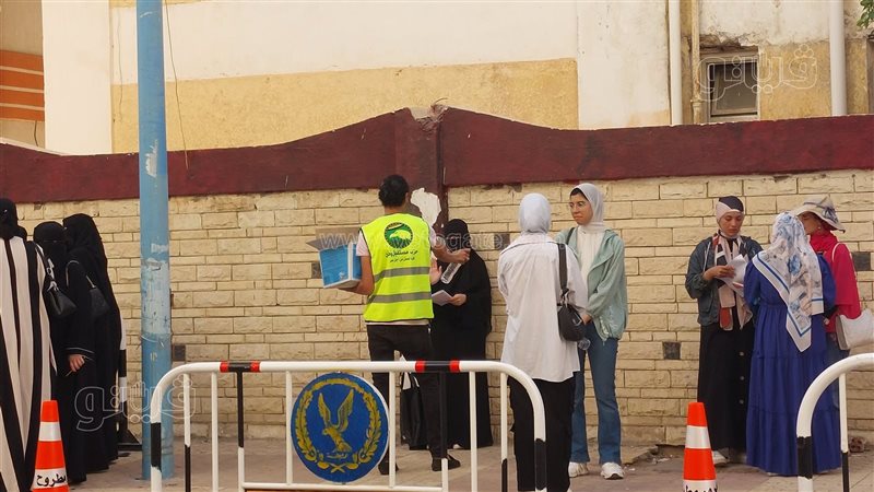 توزيع مياه وعصير