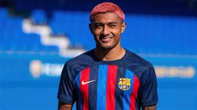 تفاصيل جديدة فى موعد عودة نجم برشلونة للملاعب