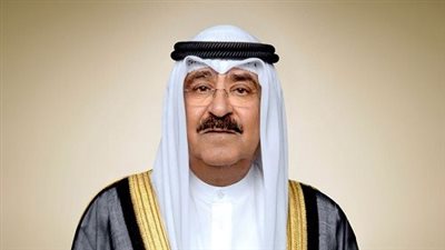 أمير الكويت يوجه بمحاسبة المسؤولين عن حريق المنقف