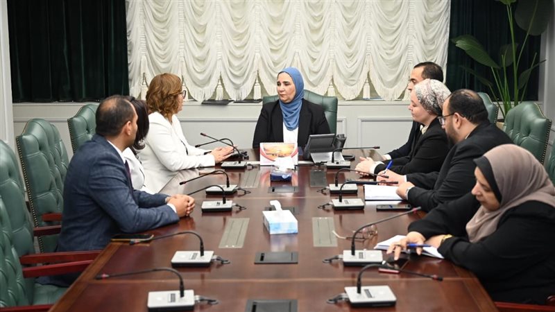 نيفين القباج وزيرة