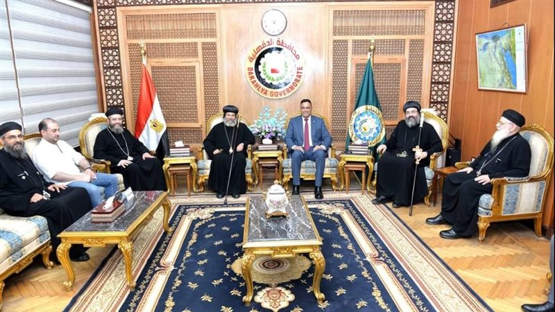 وفد الكنيسة في زبارة