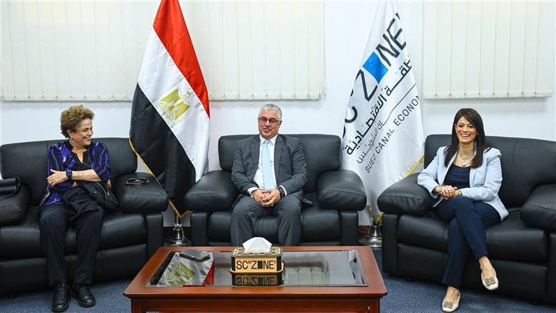 جانب من زيارة المنطقة