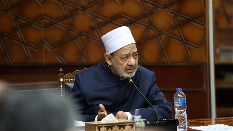 الدكتور أحمد الطيب