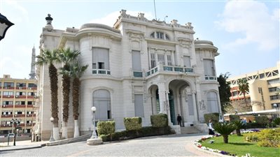 إخماد حريق محدود بكلية طب عين شمس 
