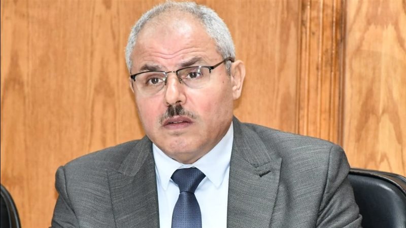 الدكتور ناصر مندور