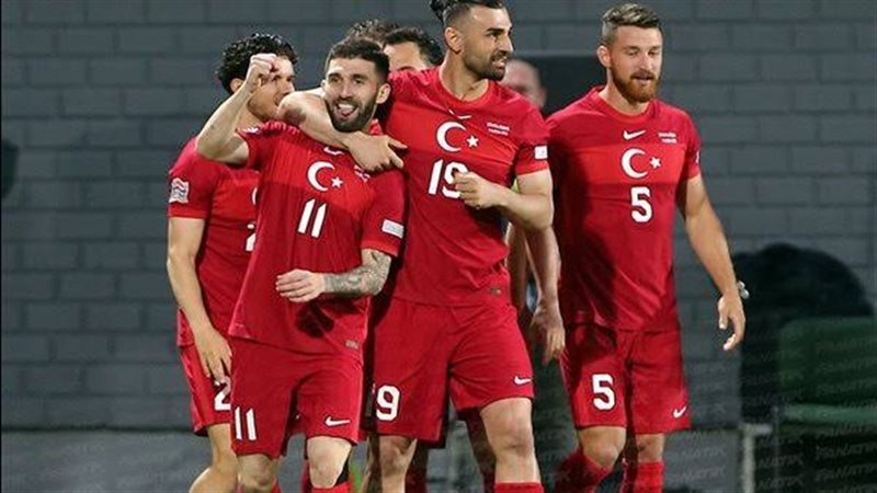 منتخب تركيا، فيتو