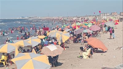 شاطئ جمصة يستقبل 3 ملايين زائر في عيد الأضحى 