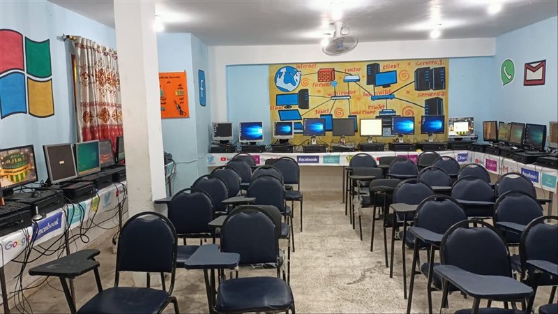 مدارس بديلة للثانوية