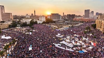 أحداث صنعت 30 يونيو.. تمرد تهز عرش مكتب الإرشاد.. و22 مليون مصري يوقعون على الاستمارة