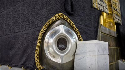 حامل مفتاح الكعبة.. معلومات عن كبير السدنة صالح الشيبي بعد وفاته (انفوجراف)