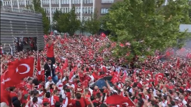 جماهير منتخب تركيا،