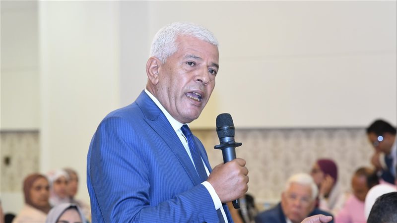 نقيب الزراعيين، فيتو