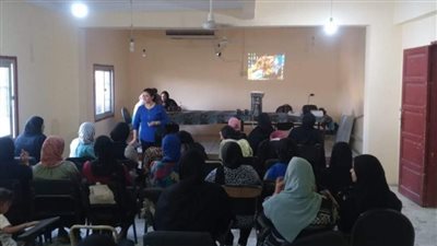 أندية السكان بالأقصر تنفذ جلسة مسلسل ورق التوت بمركز شباب البعيرات والأقالتة