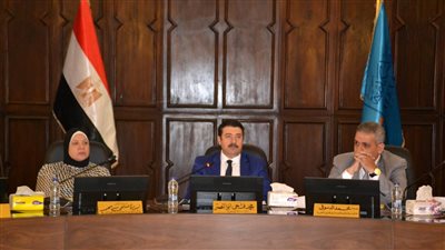 مجلس أمناء كليات ومعاهد جامعة الإسكندرية يناقش آليات تنفيذ موازنة البرامج والأداء