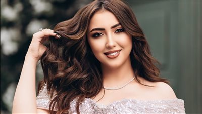 آية عبد الله تحيى الليلة الثالثة لبرنامج صيف الإنتاج الثقافى 