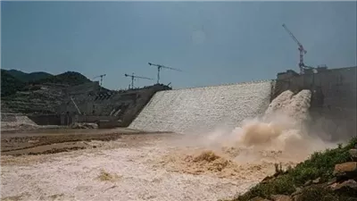  سيناريوهات الملء الخامس لسد النهضة.. شراقى: آخر مراحل حبس النيل.. وفشل أديس أبابا فى تركيب ١١ توربينا لتوليد الكهرباء يجبرها على تصريف المياه قبل الفيضانات