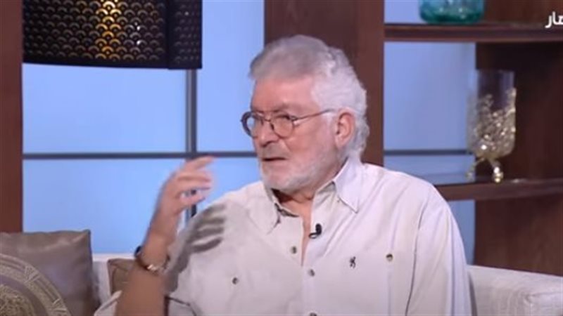 الفنان محمود قابيل،